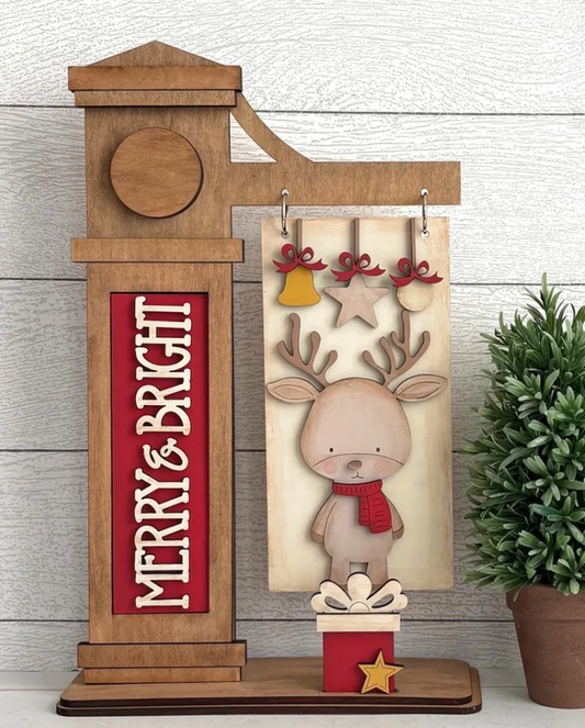 Merry and Bright Reindeer Mini Sign Post workshop design